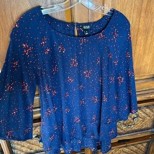 High low style blouse, size small, light weight, bell sleeve, red and blue